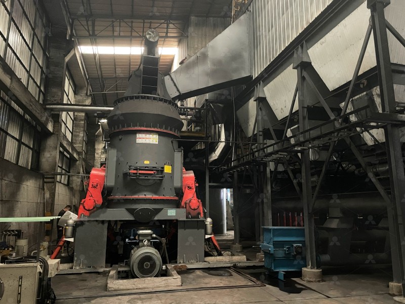 LM vertical roller mill internal structure